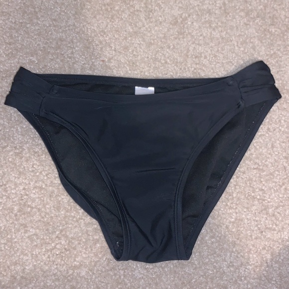 Size Small Bikini Set - Picture 2 of 3